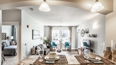 Building Photo - The Fort Apartments