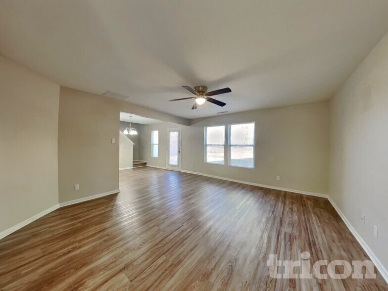 Building Photo - 855 Bitting Hall Cir