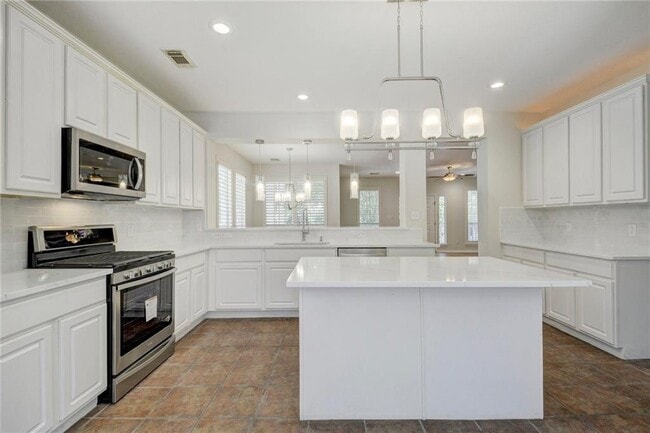 Building Photo - 2614 Kinney Oaks Ct