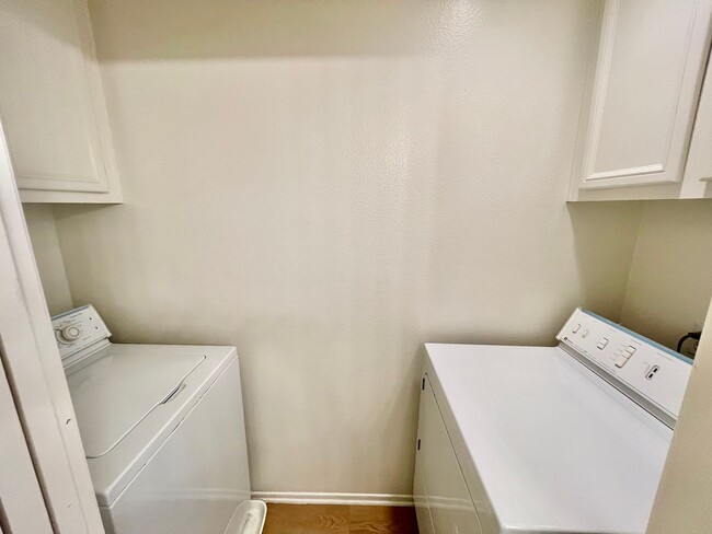 Building Photo - Charming 2bdrm/2ba in Foothill Ranch
