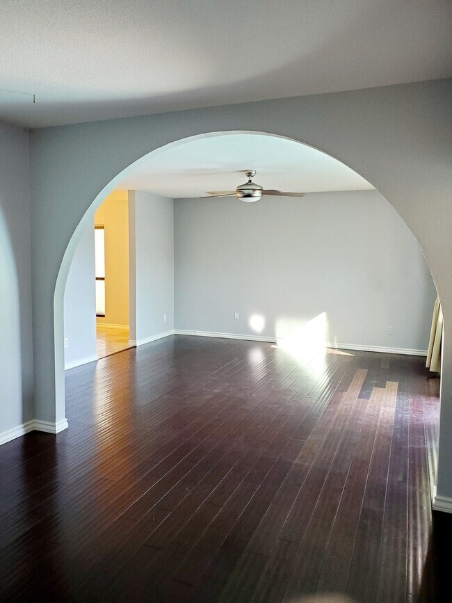 Building Photo - COMING SOON! NO HOA-Stunning 3 Bedroom wit...