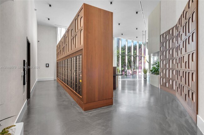 Building Photo - 2200 Brickell Ave