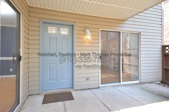 Building Photo - 425 Summerwalk Cir
