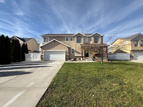 Building Photo - Beautiful 5-Bedroom Home in Saratoga Springs, UT