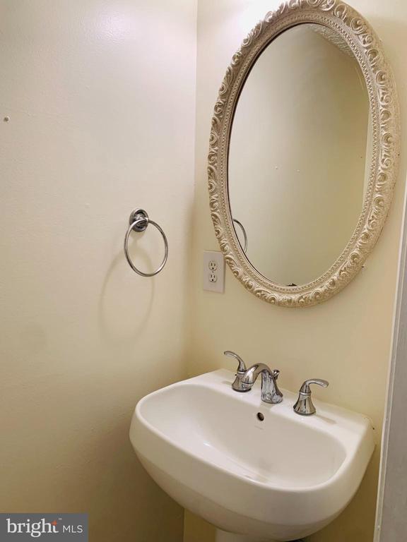 Building Photo - 12508 Cross Ridge Way