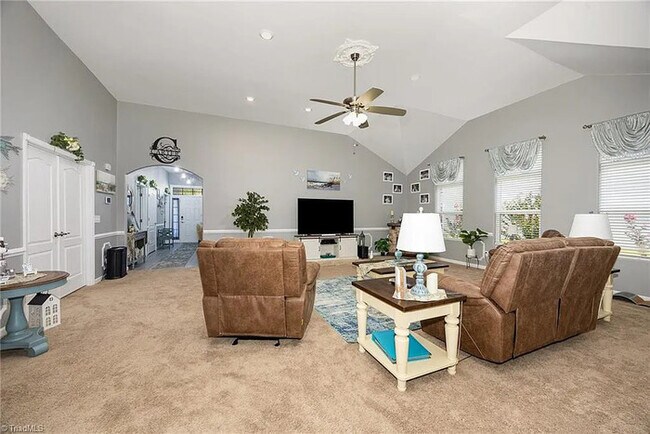 Building Photo - Earn Wealth While Leasing - Like a Homeown...