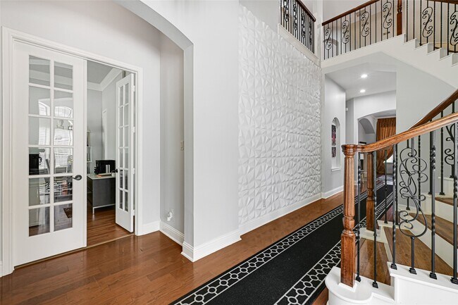 Building Photo - 28214 Churchill Ct