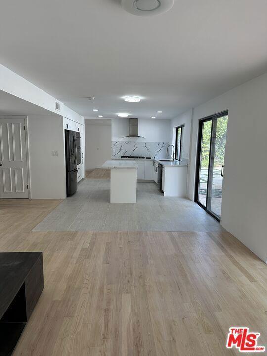 Building Photo - 9781 Blantyre Dr