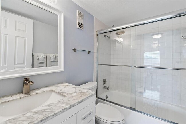 Building Photo - 719 Pinellas Bayway S