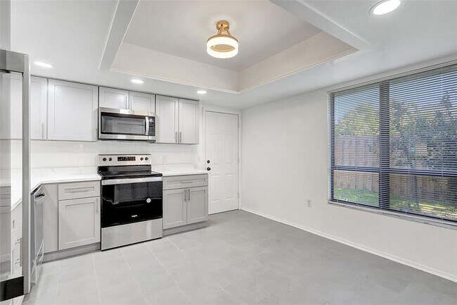 Building Photo - 107 Parkside Colony Dr