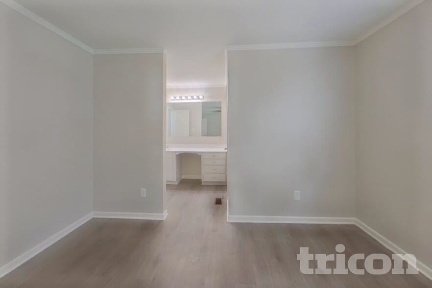 Building Photo - 605 Colorado Ct