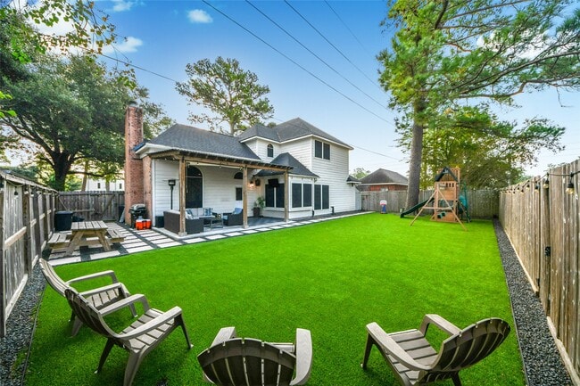 Building Photo - 12307 Lusterleaf Dr