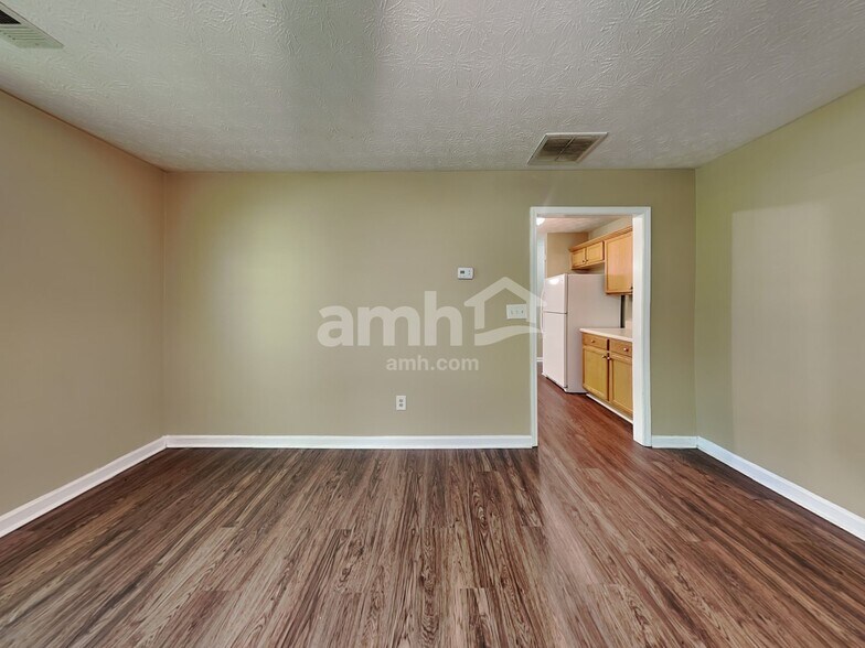 Building Photo - 3442 Kittery Dr