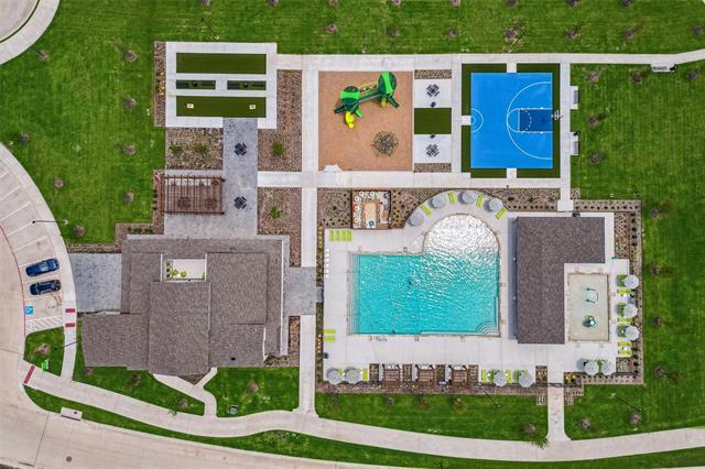 Building Photo - 705 Caraway Dr