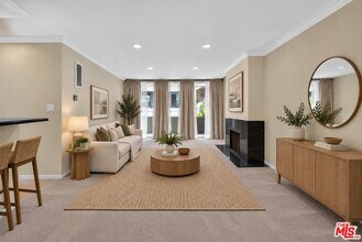 Building Photo - 6505 Green Valley Cir