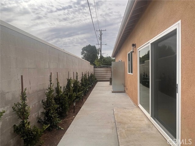 Building Photo - 1214 N Hidalgo Ave