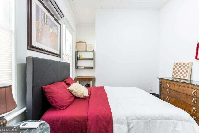 Building Photo - 1475 3rd St