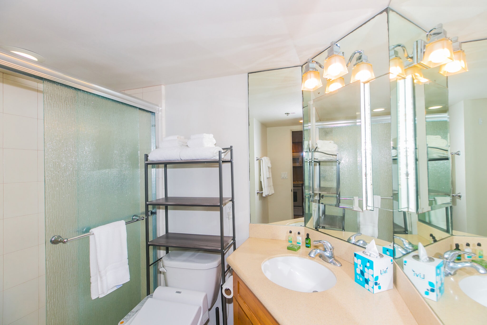 Building Photo - 1777 Ala Moana Blvd