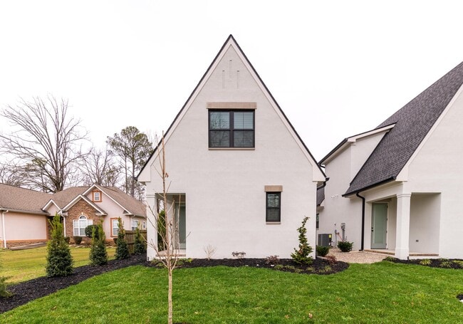 Building Photo - 1705 Double Oak Trl