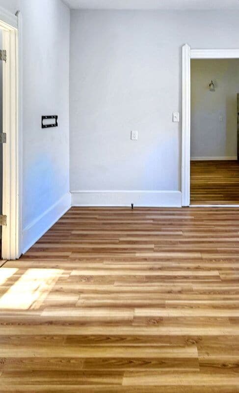 Building Photo - 1986 W 54th St