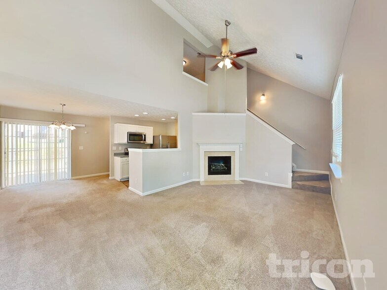 Building Photo - 175 Meadowridge Dr