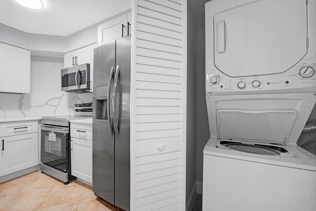 Building Photo - 1732 NW 81st Way