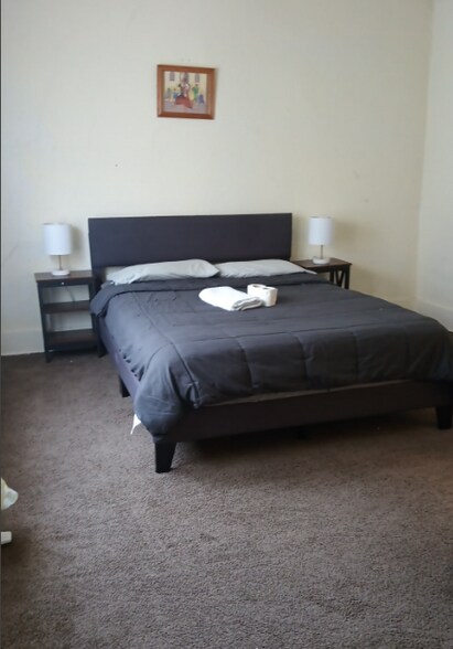 Building Photo - 74 S Anderson Ave