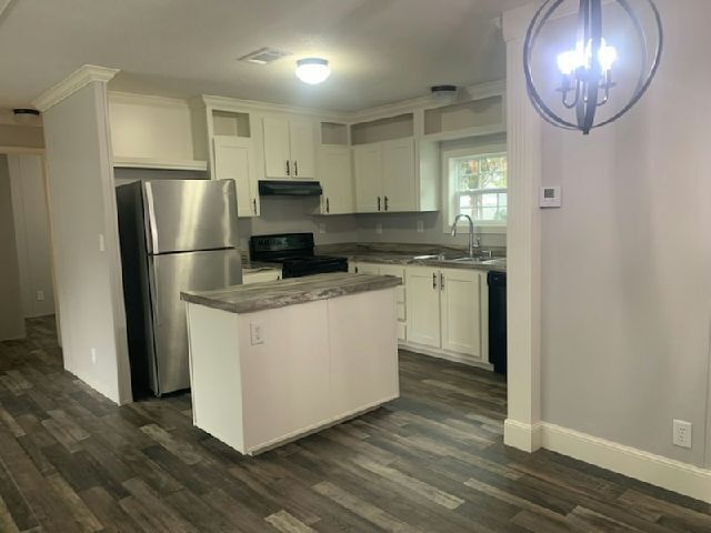 Building Photo - 31 Lisa Ln