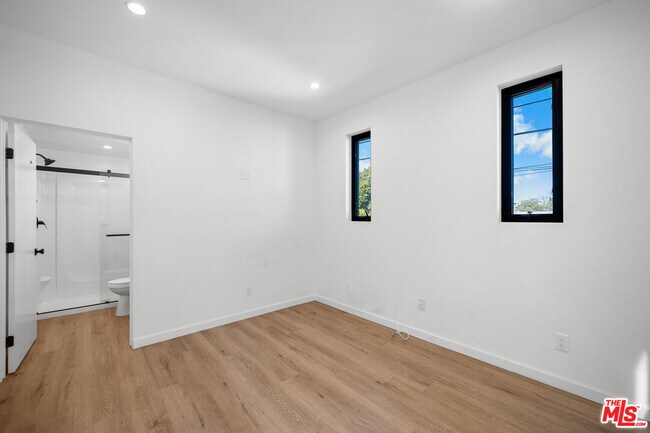 Building Photo - 2646 Westwood Blvd