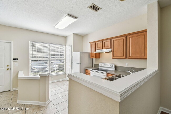 Building Photo - 3542 Lone Tree Ln