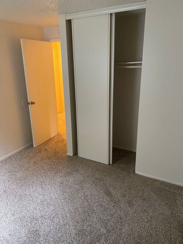 Building Photo - 479 Senate St NW