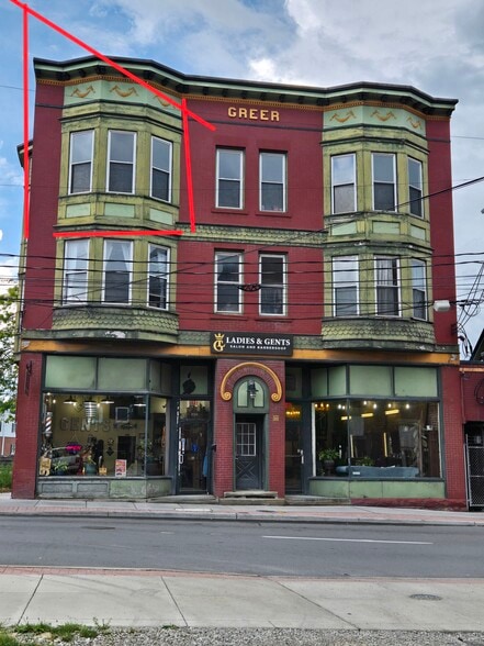 Primary Photo - 222 Pleasant St