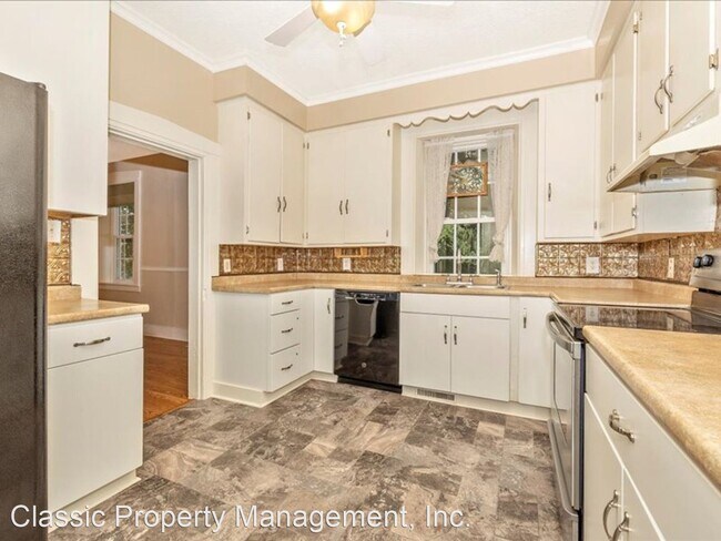 Building Photo - 4 br, 2 bath House - 2 Westside Avenue North