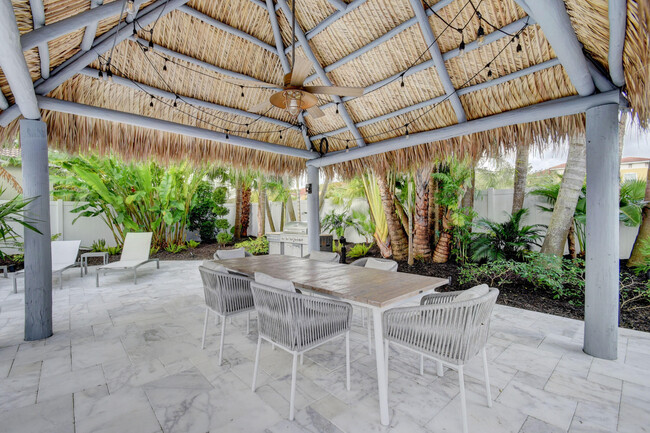 Building Photo - 6298 Sand Hills Cir