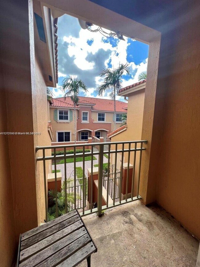 Building Photo - 2313 Clipper Pl