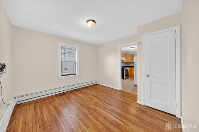 Building Photo - 1812 New Jersey 35