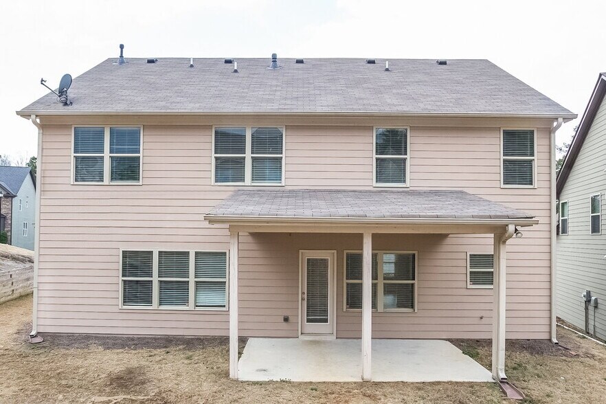 Building Photo - 441 Chandler Bluff Ct SE