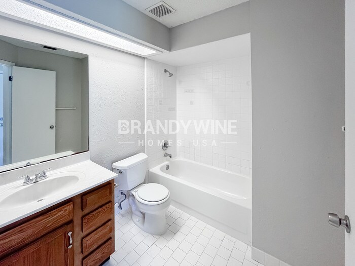 Building Photo - 14280 Falconhead Dr