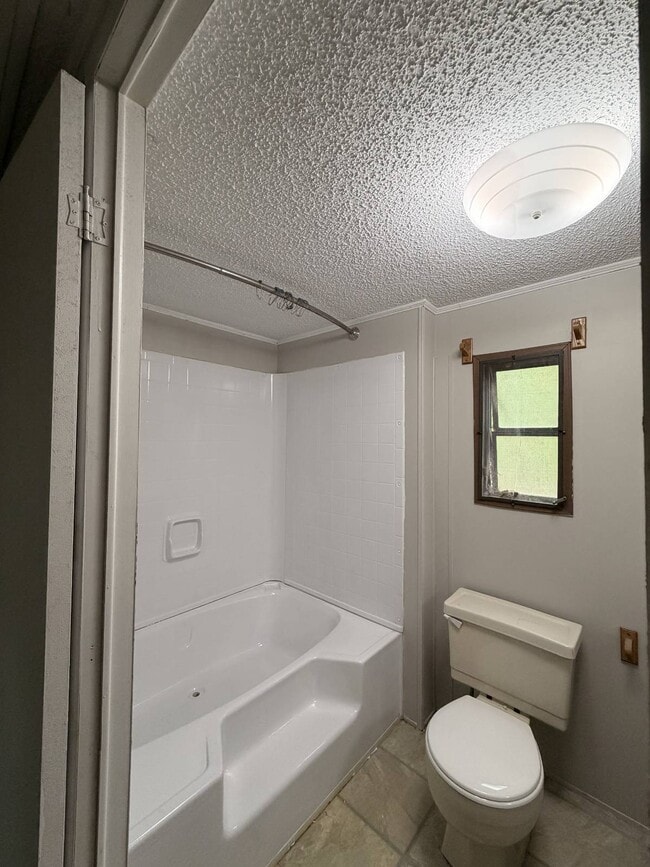 Building Photo - 48 Jenny's Way