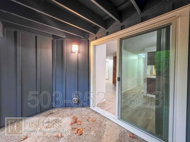 Building Photo - 47 Eagle Crest Dr
