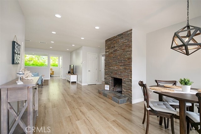 Building Photo - 967 Oriole Dr