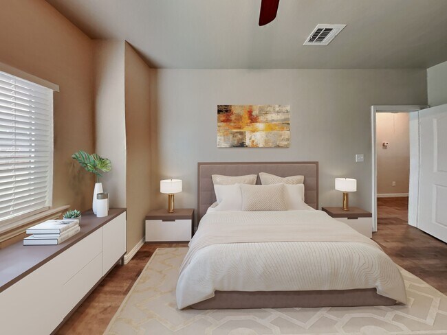 Building Photo - 3261 Karen St