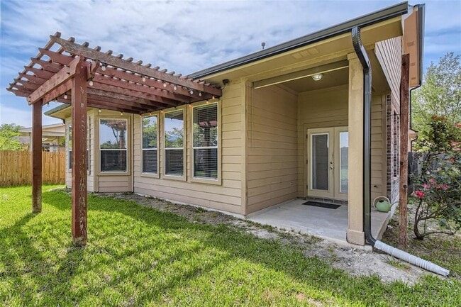 Building Photo - 1504 Weatherford Dr