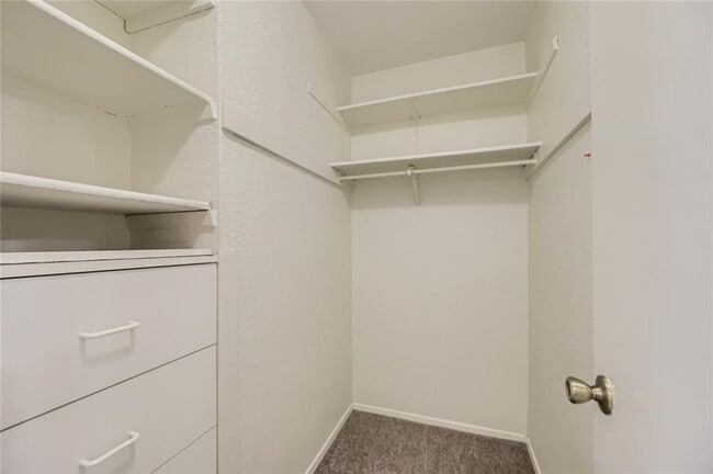 Building Photo - 9111 Marsh Dr