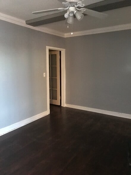 Building Photo - 6734 S Perry Ave