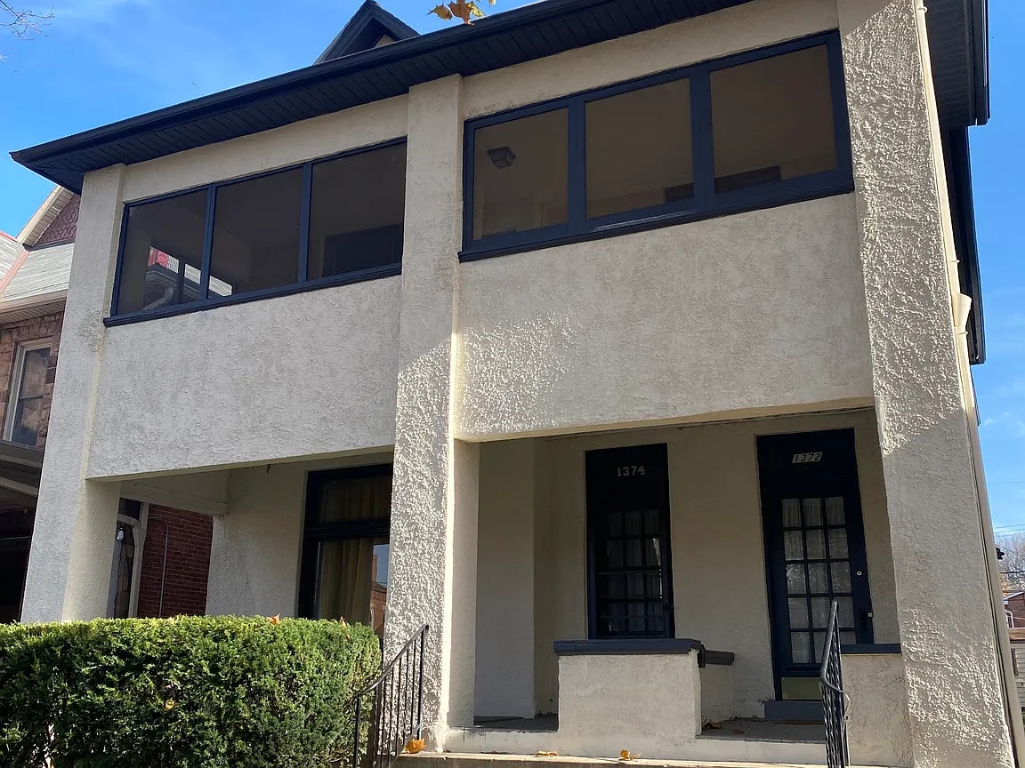 Building Photo - 1372 Neil Ave