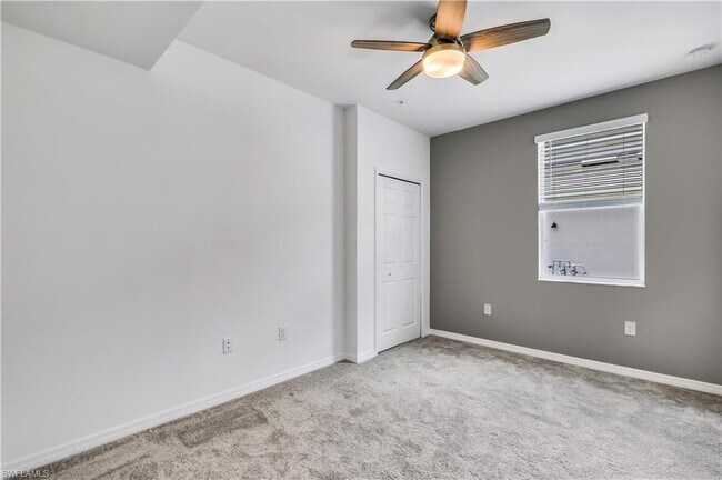 Building Photo - 15927 Grassland Ln