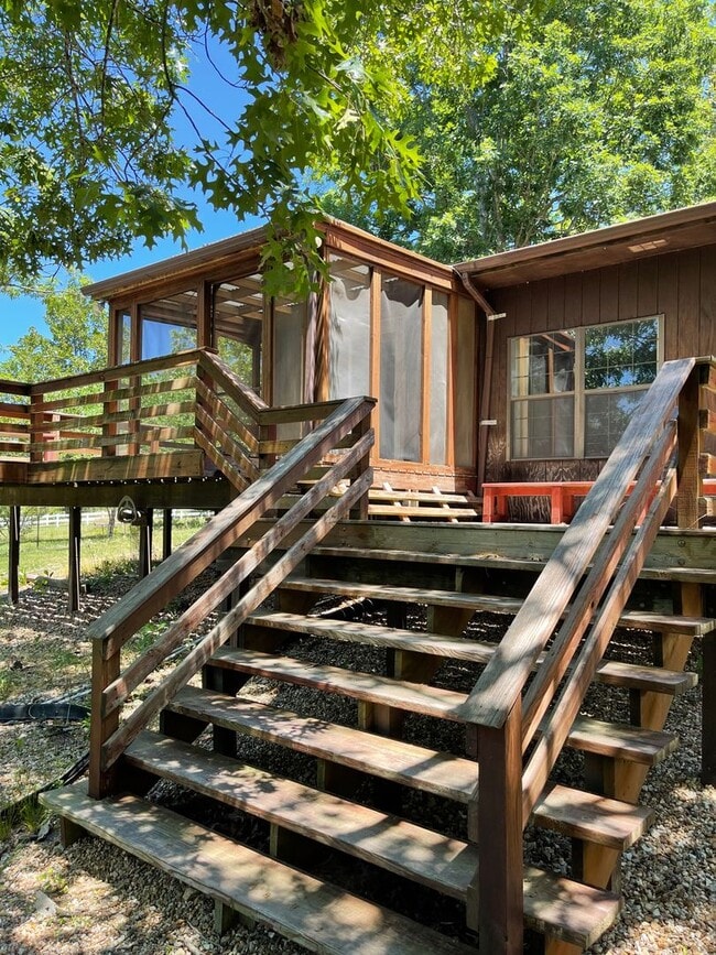 Building Photo - Available July 25th!!! No showings until June 1st