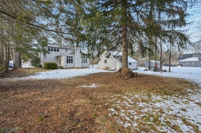 Building Photo - 20 Fairmount Rd