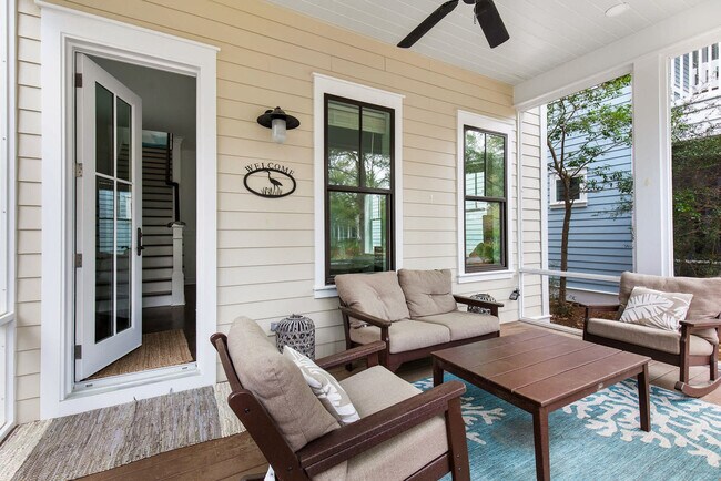 Building Photo - 80 East Royal Fern Way